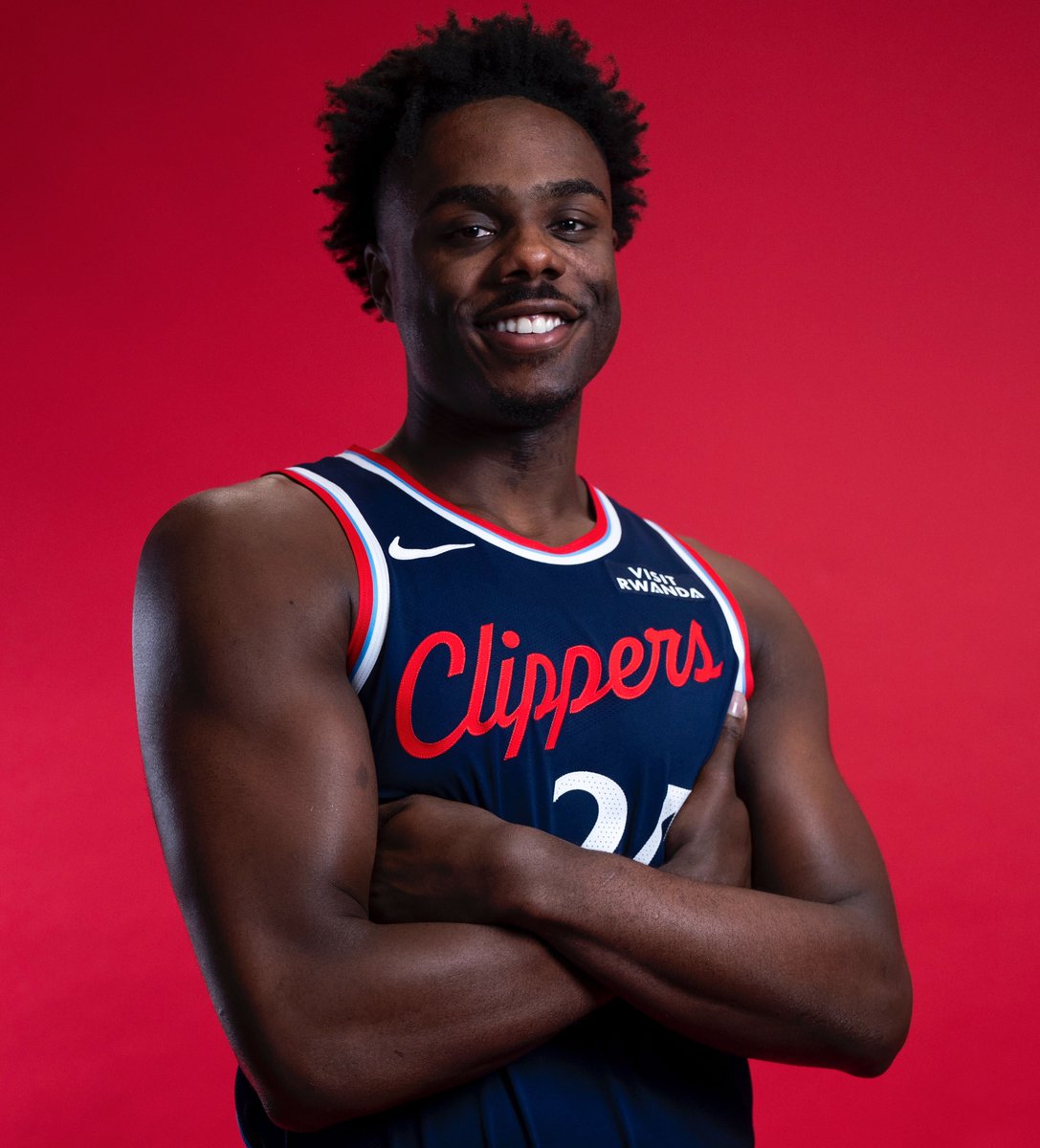 Join us in wishing Kobe Brown of the @LAClippers a HAPPY 26th BIRTHDAY!