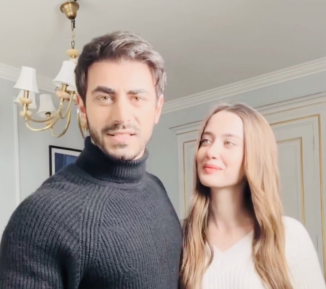 halcyonxreverie's tweet image. they need to stop doing this to me like excuse me? im so in love w em ♡