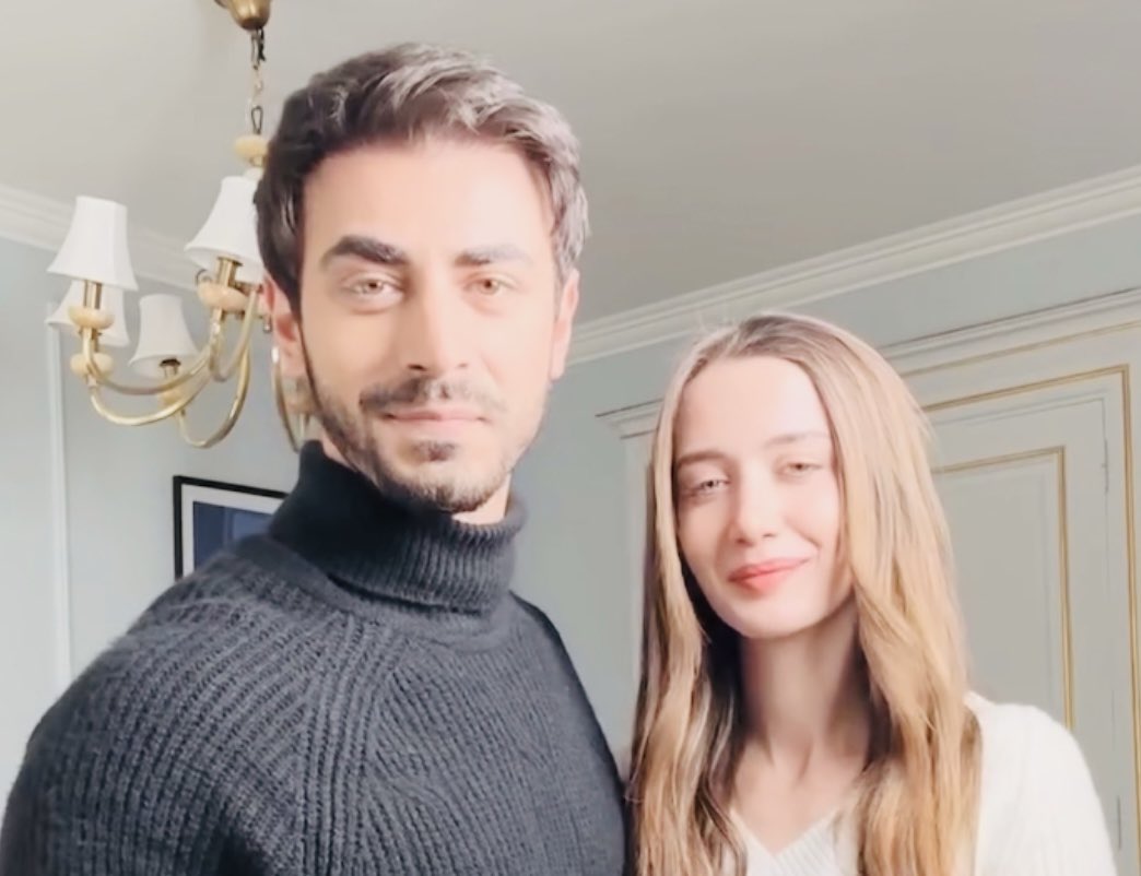 halcyonxreverie's tweet image. they need to stop doing this to me like excuse me? im so in love w em ♡