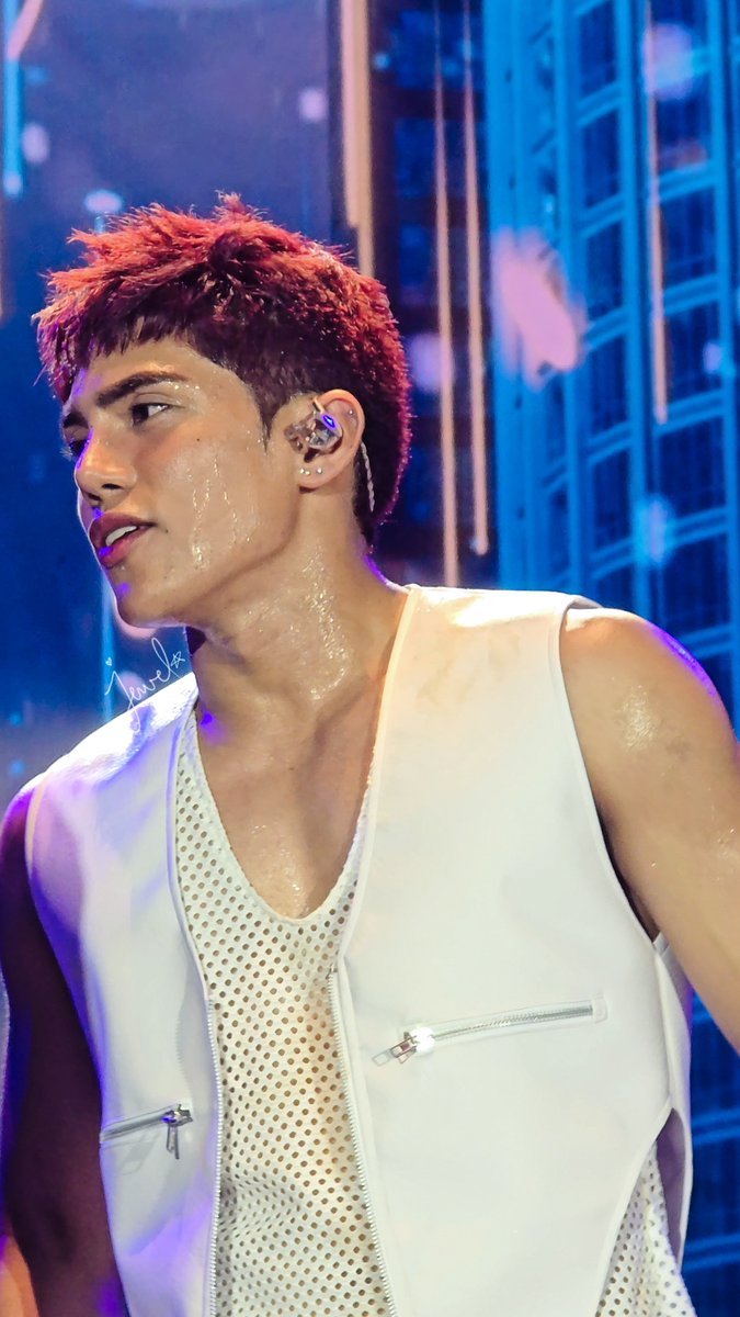idk i just find him 🥵❤️‍🔥 w his sweat 😭

ily my bb <a href="/stellajero_/">Stell Ajero</a> 
NYE Countdown With SB19
<a href="/SB19Official/">SB19 Official</a> #SB19
#NYEatthe5thWithSB19