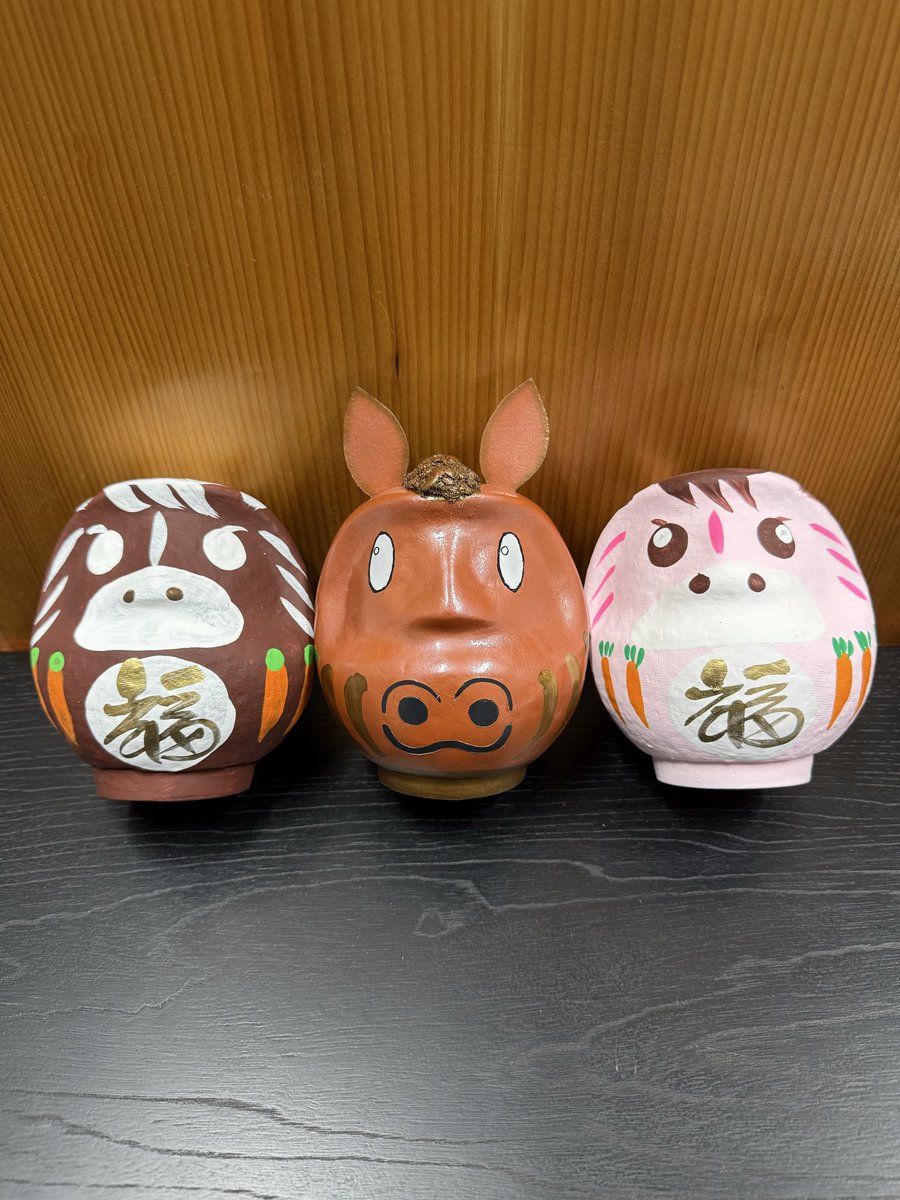 _anrakuji's tweet photo. 謹賀新年　本年も宜しくお願い致します。数量限定干支の張子おみくじ・絵付け出来る白いダルマさんもありますのでよろしければチャレンジしてみてください #初詣 #限定 #限定 #茨城県 #常総市 https://t.co/i94ODsQKbq