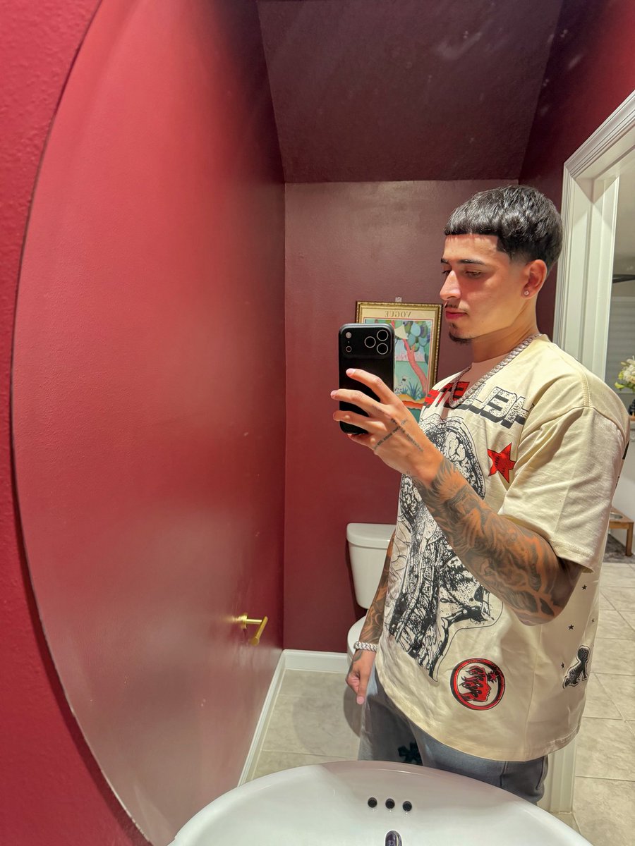 jloadings's tweet image. NYE