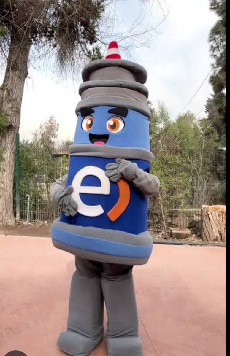 E.T tweet media