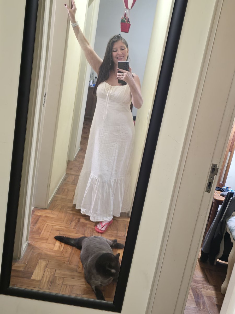 Feliz Ano Novo, meus futuros da Nação!!! Bora entrar em 2026 com os dois pés na porta, na lama ou onde a gente quiser!!! 🤩🩴🩴❤️