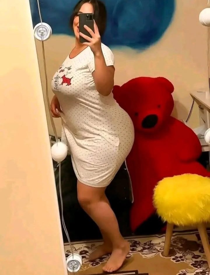 simoo1428373's tweet photo. كل سنه وانتو طيبين ♥️♥️💋 https://t.co/q2AC0dPkfj