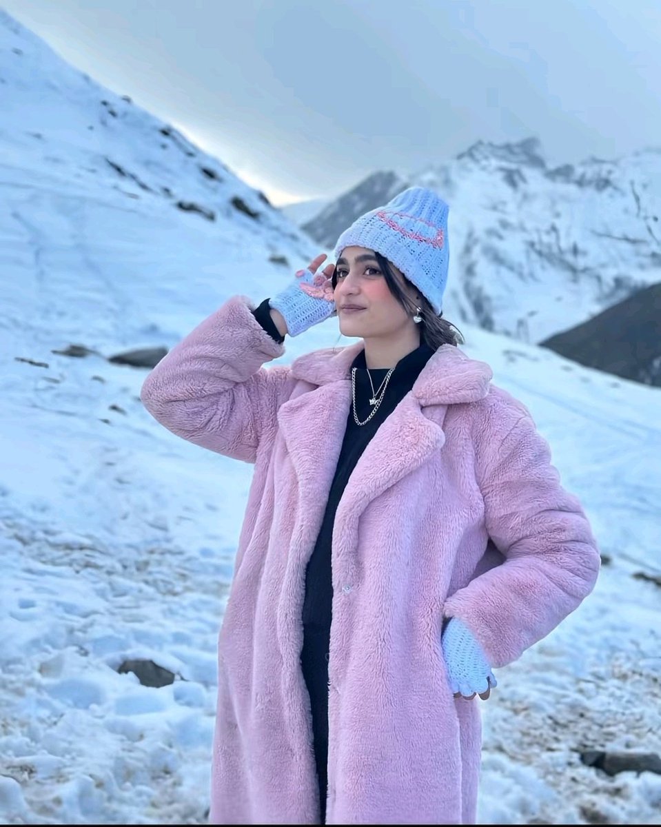 Good morning to everyone drinking water like it’s a survival contest. we are in this together.