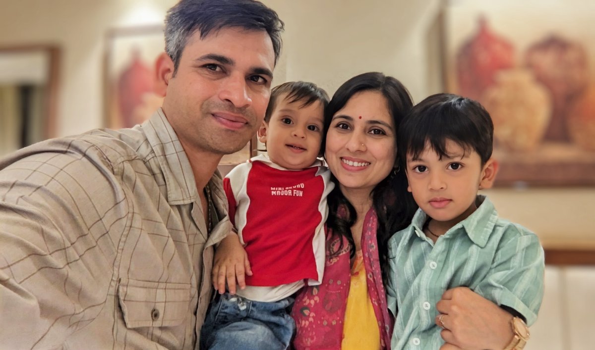 Dr. Vivek Vaishnav tweet media