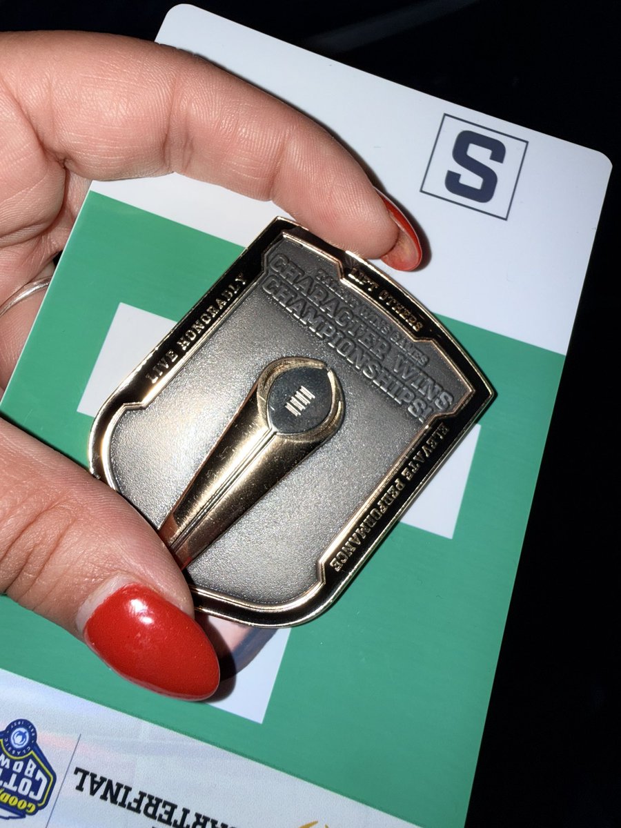 Karina Funes tweet media