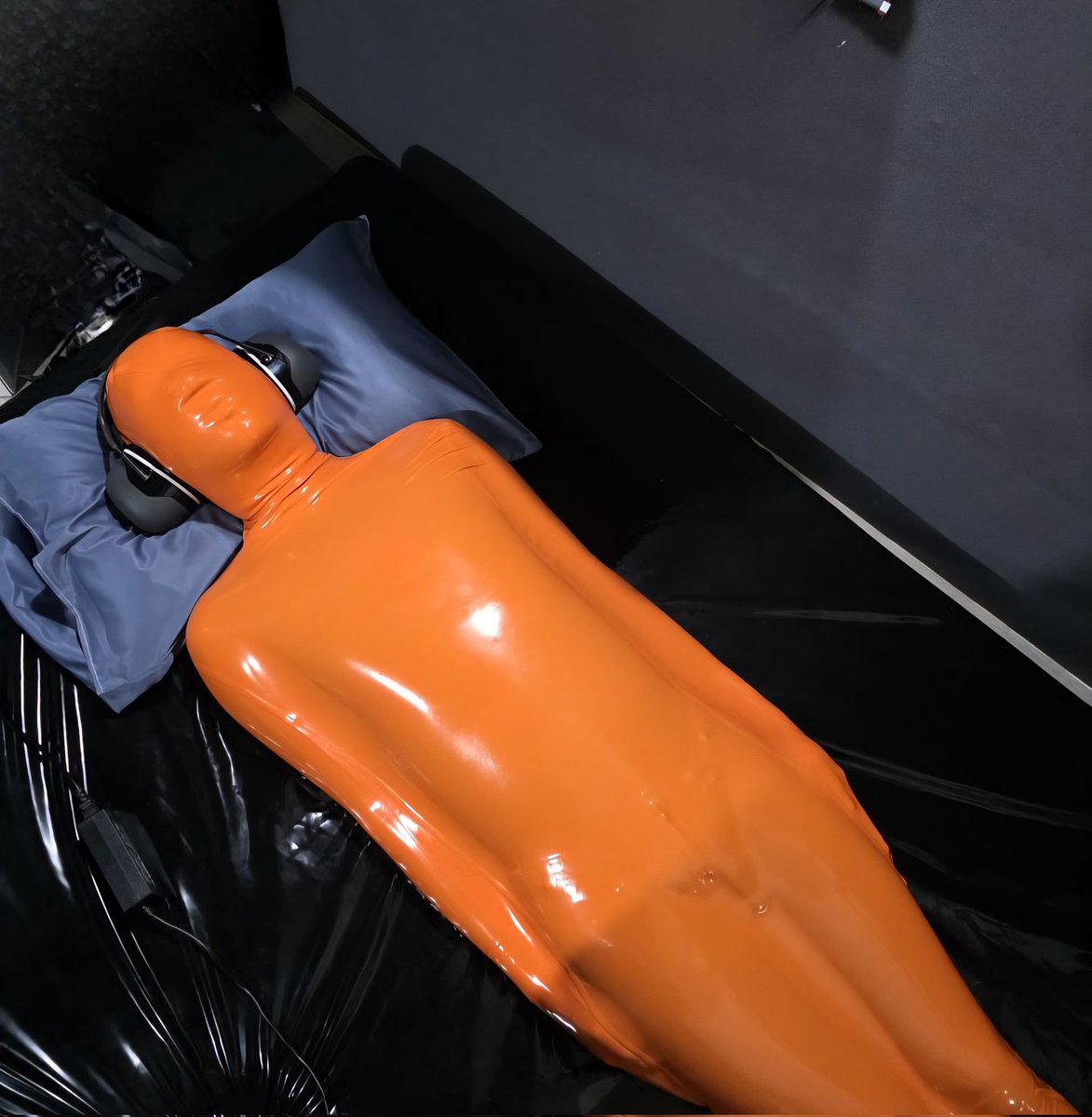 Hello 2026 
#rubberboy #rubber