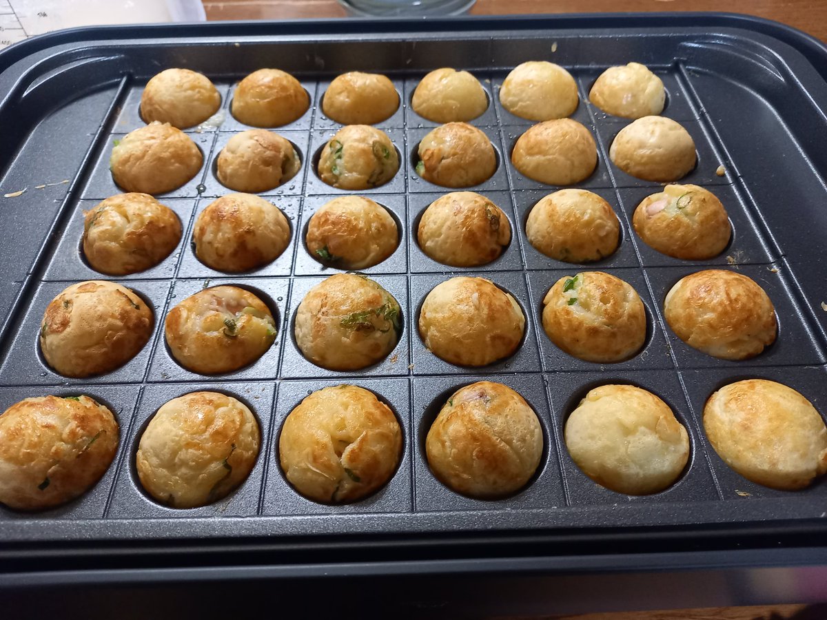 訳あって正月飾りもおせちも出来ないので親族集めてたこパする事になりました🐙
ｵﾚ...ｶﾞﾝﾊﾞﾙ...