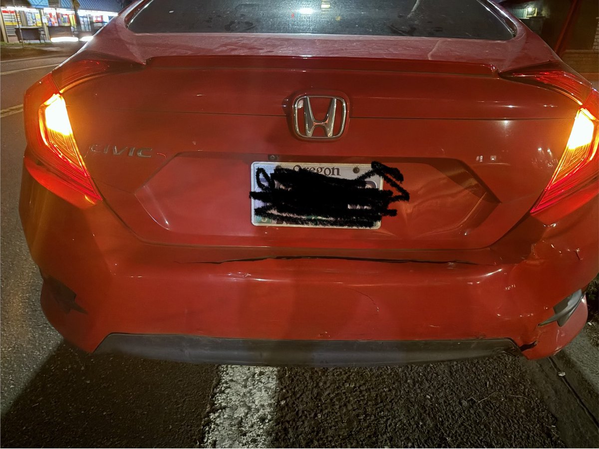 Welp 2025 ends in a BANG…… smfh car is probably totaled since the trunk is hella pushed up