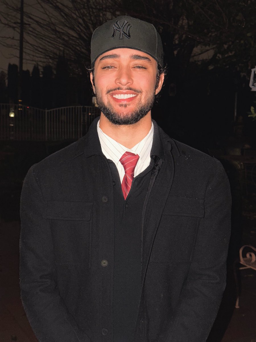 JOELDELE0N's tweet image. ✌️ 2025 👋 2026