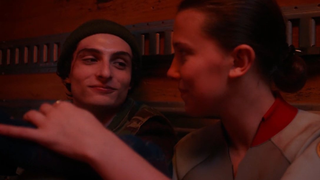 wheelark's tweet image. I never meant to cause you any sorrow
I never meant to cause you any pain
I only wanted one time to see you laughing
I only wanted to see you laughing in the purple rain