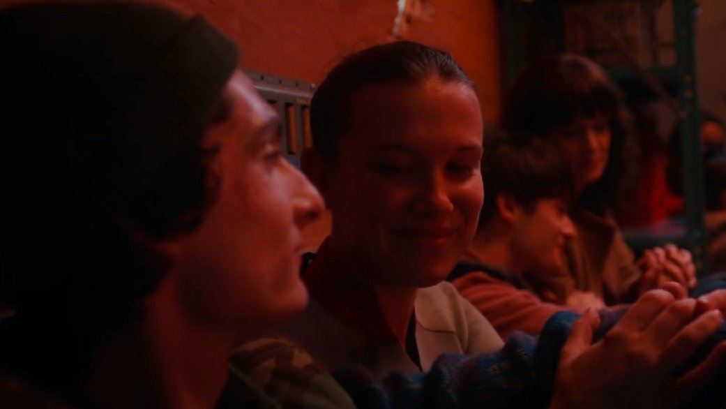 wheelark's tweet image. I never meant to cause you any sorrow
I never meant to cause you any pain
I only wanted one time to see you laughing
I only wanted to see you laughing in the purple rain