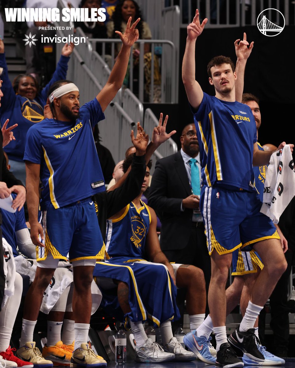 warriors's tweet photo. Electric ⚡️

@Invisalign || Winning Smiles https://t.co/X1fvszOZAs