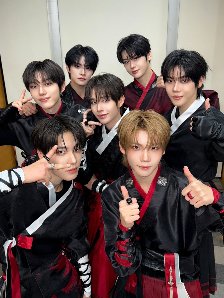 クルユア ツーショ ヨジュン closeyoureyes 4K BACK2BACK ⭐ CLOSE YOUR EYES] Snowy Summer 🔁 X | KBS WORLD TV