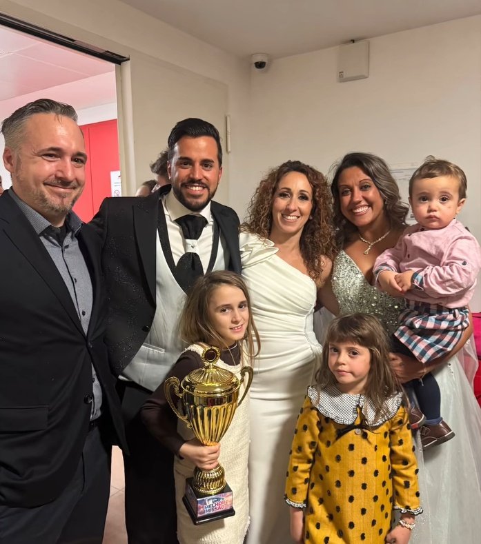 A Marisa Susana publicou uma foto com maped e os filhos 🥰
#sstvi