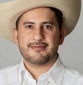 Una mujer cualquiera tweet media
