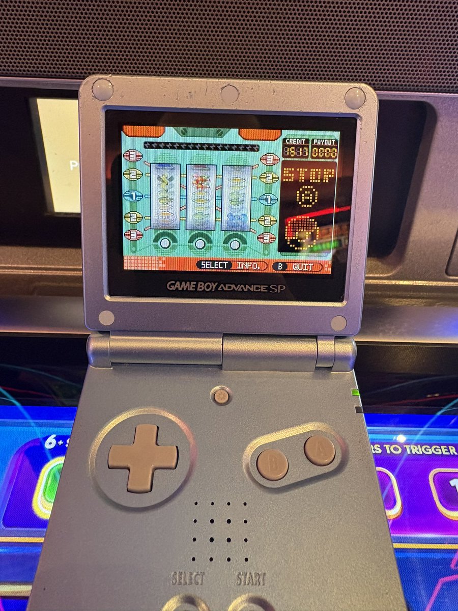 _dthd's tweet image. of course i had to run it back for year three. happy new years 🤑