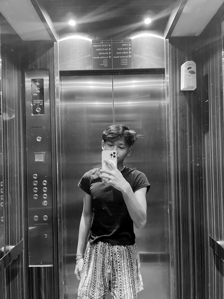 putrxp's tweet image. #gayjakarta