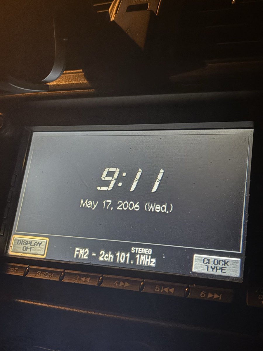 HAPPY NEW YEAR🎉🥳🍾👯