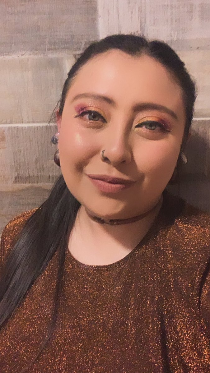 ¡Feliz Año Nuevo! 🎉
Que este 2026 venga cargado de salud, paz y muchas bendiciones.
Que el Tricolor nos regale una gran alegría y muchos motivos para celebrar.
Un abrazo de gol para todos… ¡bendiciones! ⚽🙏
Con cariño Paola Rivadeneira, Bubulina <a href="/DeporPasto/">Asociación Deportivo Pasto</a>