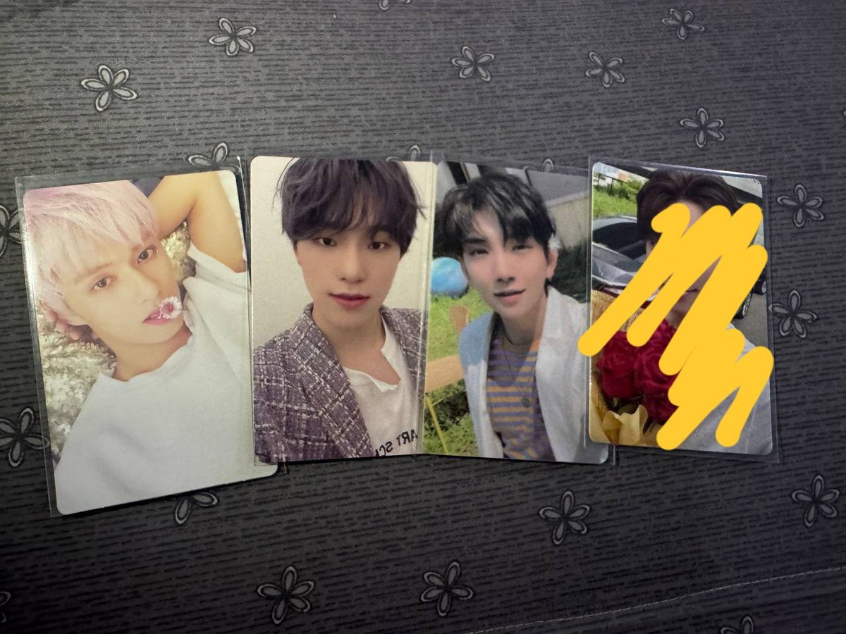 urichni's tweet photo. wts lfb 

annyeong caratdeuls! happy new year! 💗💗 
decluttering some of my pc's po and baka may inch sa kanila, will sell for low balled price hihi dm na lang po if inch :)) https://t.co/hxiWiznZdL