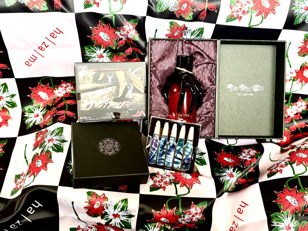 hazama福袋開封 弾願奏填のアイシャドウ 惹きずり込まれる運命の香水