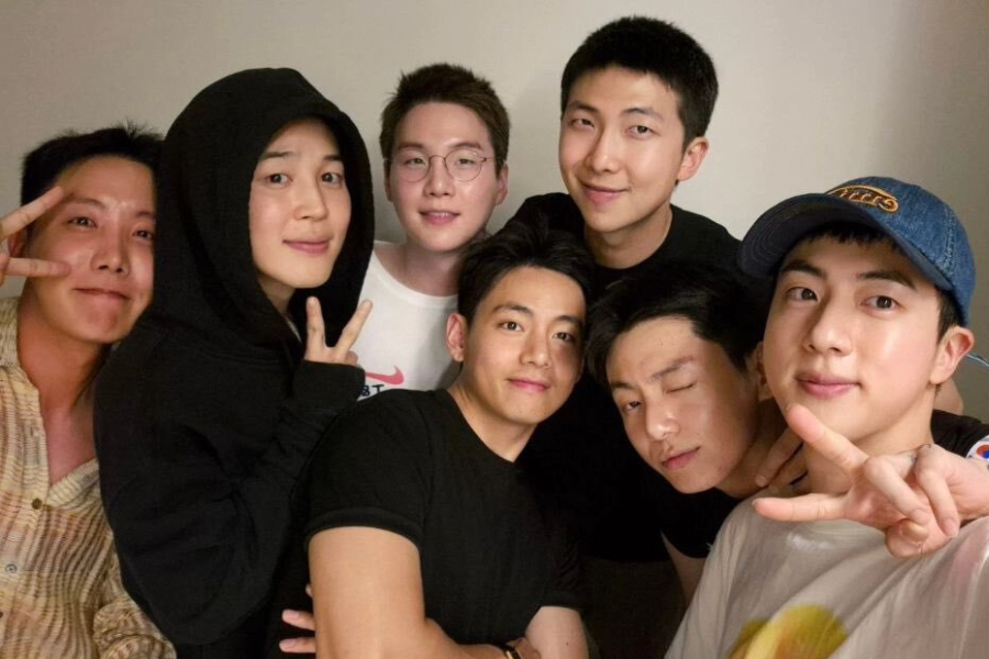 #BTS Officially Announces March Comeback Date + New World Tour
soompi.com/article/180901…