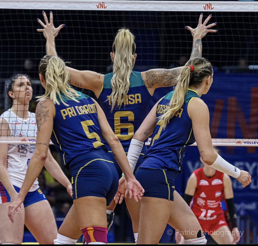 SDarkstein's tweet image. Feliz Ano Novo, pessoal! Que 2026 seja repleto de muita saúde, paz, realizações e tudo de bom para nós!✨🥂🙏🏻🍾🎆