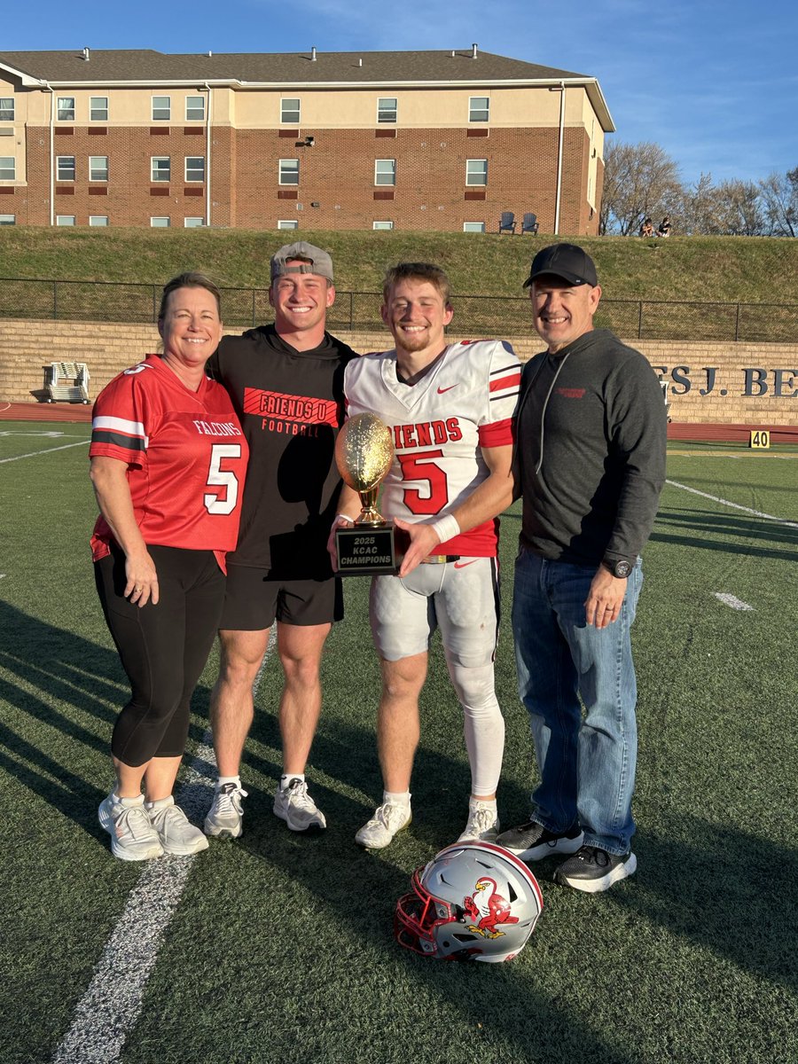 CoachJCheatham's tweet image. Happy New Year!  From our crew to yours.