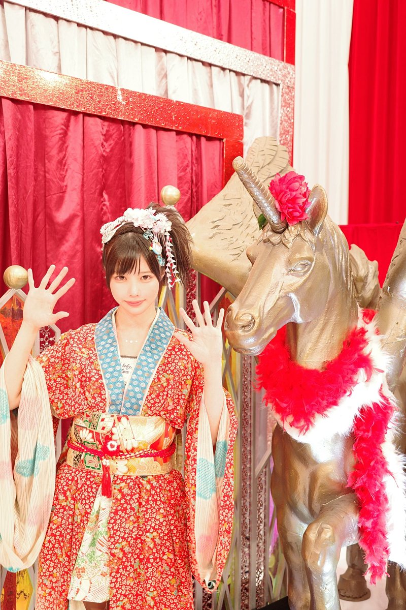 aNo2mass's tweet photo. 新春！爆笑ヒットパレード
今年も楽しい元旦はじまりでした🎍
流石に目充血で滅。
よいおとしを(^╷  ̫╷^)b https://t.co/h1KMo4QsD1