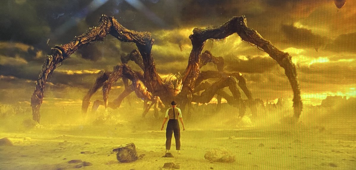 itsreyfel's tweet photo. okay to be fair a fucking ginormous spider is scarier than a three-headed dragon #StrangerThings5 https://t.co/PHs9UYmhiI