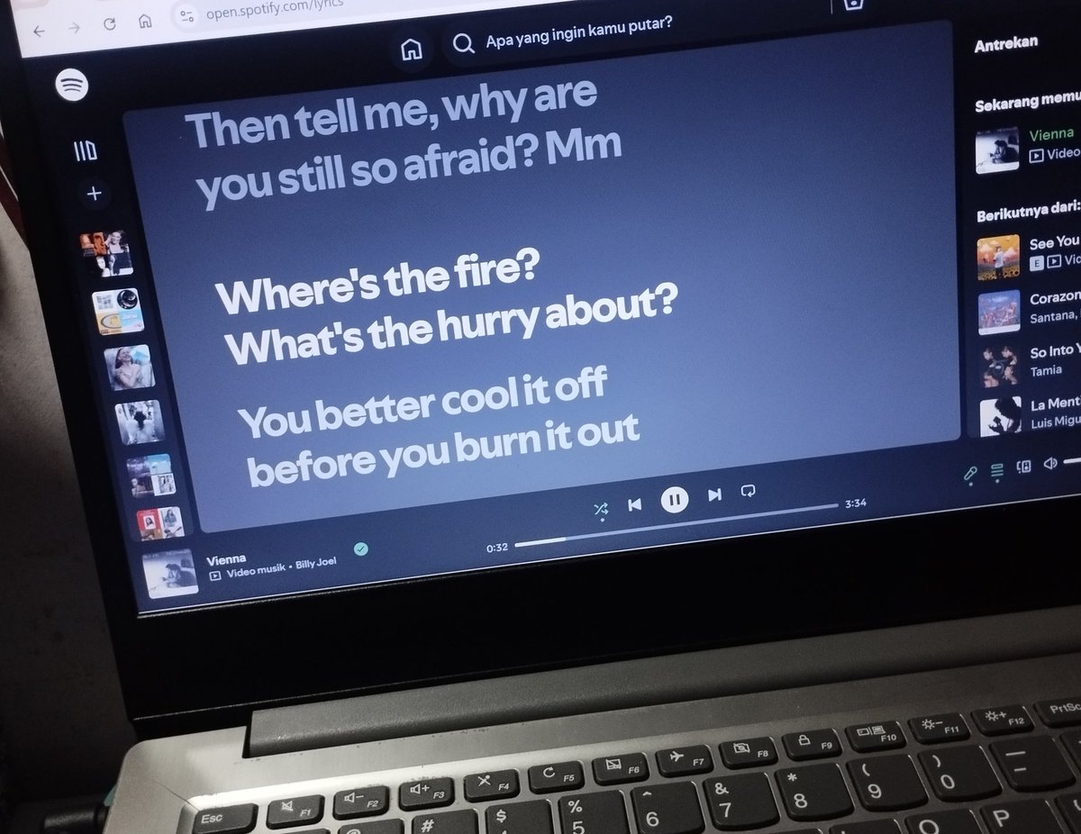 chaca_chocoo's tweet photo. just realized that i've been avoiding this song for these past few months.. di hari pertama 2026 malah keplay ni lagu trus rada berlinang🥹 whatever happen this year, i will always be grateful for the journey🐣💗 https://t.co/o7DGxnhnZ7