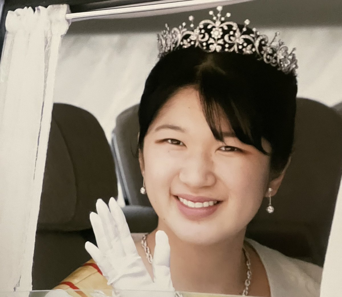 花子さま 承子さま、世界らん展に 「環境保護の大切さにも思いはせて」：朝日新聞