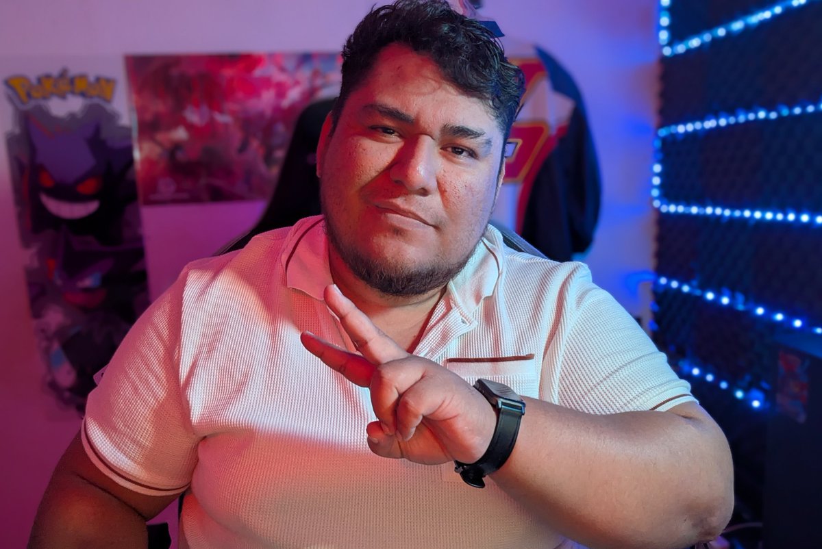 ✌🏻 ¡¡Hola!! Aquí estamos despidiendo un año más
✨ Feliz Año Nuevo!
💫 Gracias por aún seguir acá pese a la ausencia.
Fueron casi 2 años de cambios.
😂 Quizás ni me recordabas
Agradezco a quienes me han escrito para saber cómo estoy
🎙️Veremos a donde nos lleva el 2026

Un abrazo