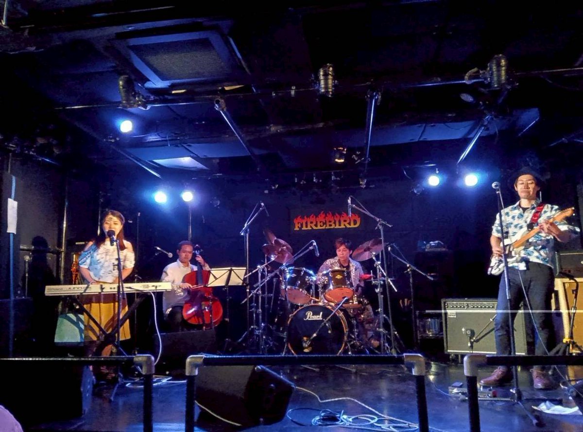 aya0918singer's tweet image. 新年あけましておめでとうございます😄

今年はもっと活動を通して皆さんに元気や勇気を与えられる人になりたいとおもいます❕

そして皆さんとのご縁も大切にしていきより仲良くしていただけたらとおもいますので宜しくお願いしますm(_ _)m

良いことありますように😁