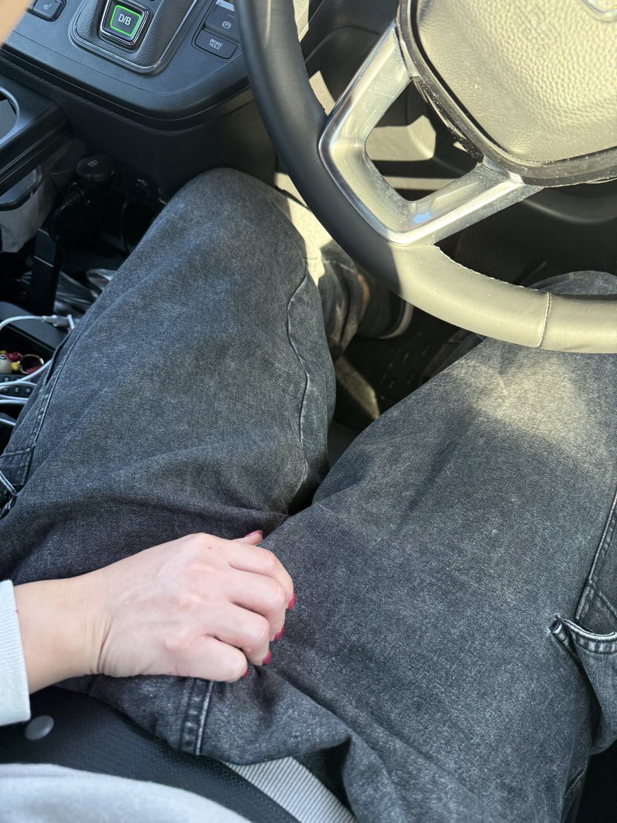 ゆーー tweet media