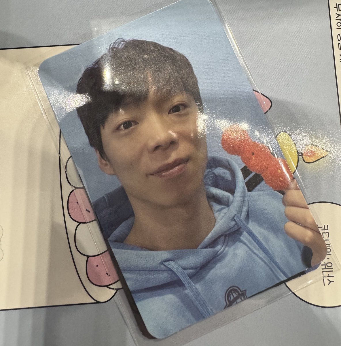 위너스데이 포카 교환 구합니다…
둥이 : 이재도
🪽 : 박종하
제발부탁합니다…