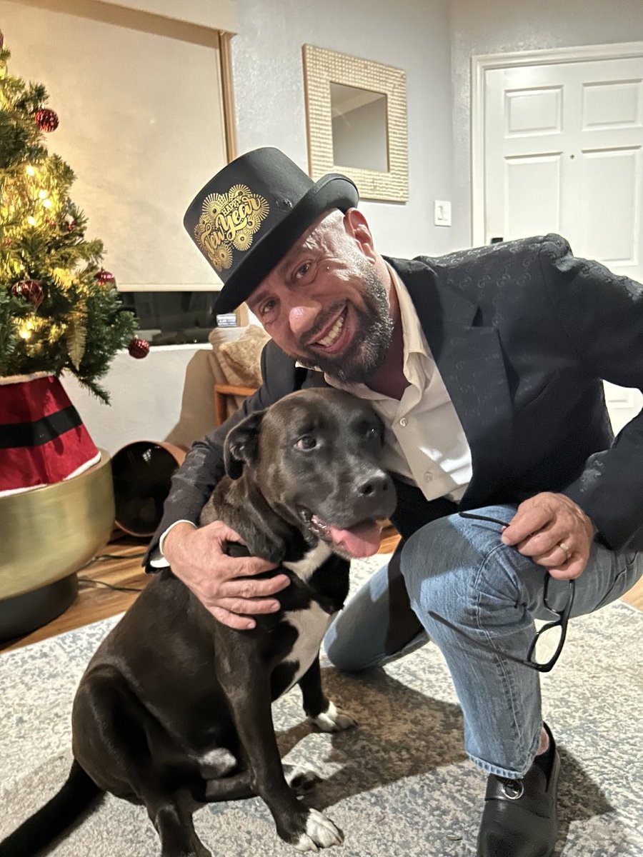 x-pac vault tweet media