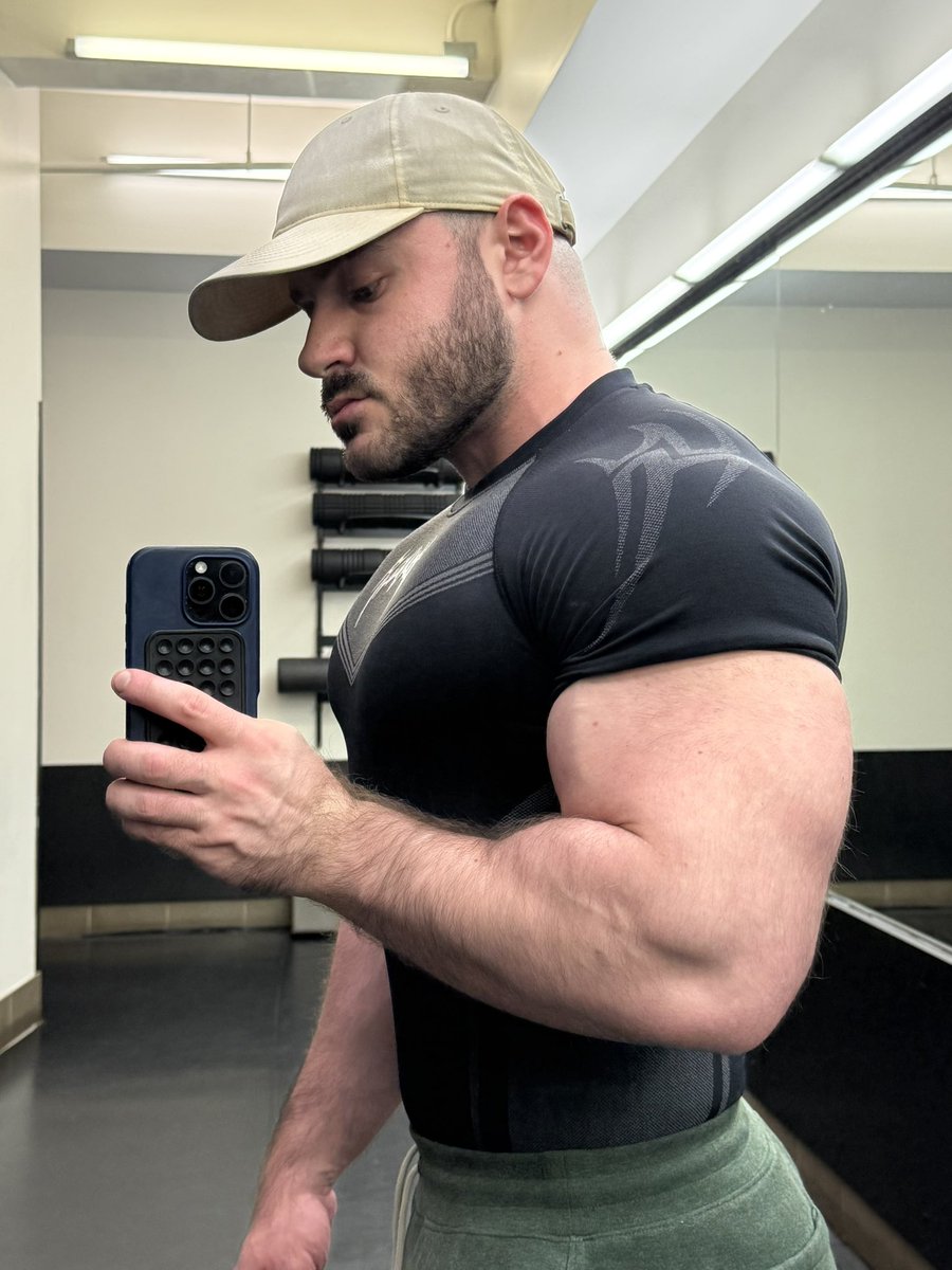 The Swoletariat tweet media