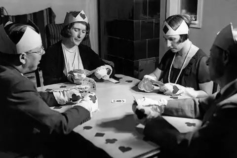 1926 Live tweet media