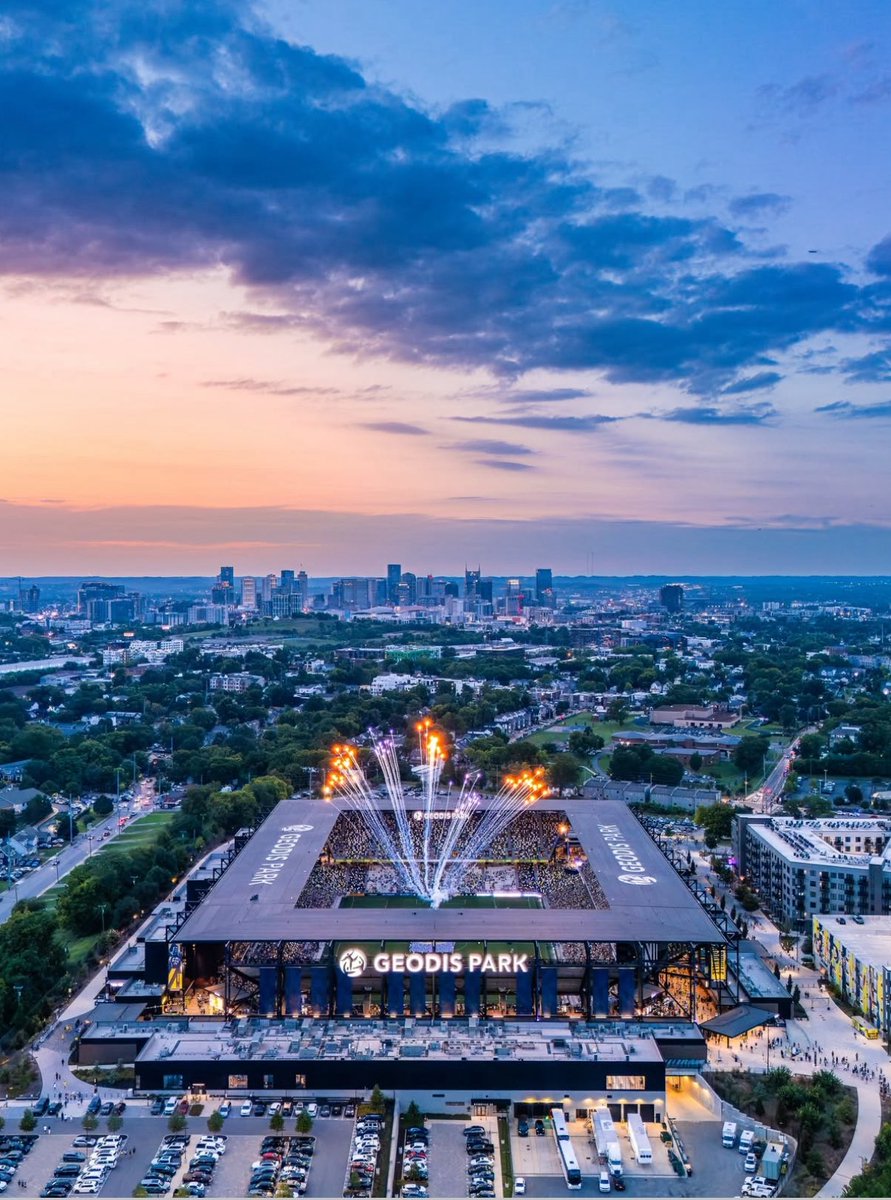 📸 <a href="/NickLPhoto/">Nick</a>