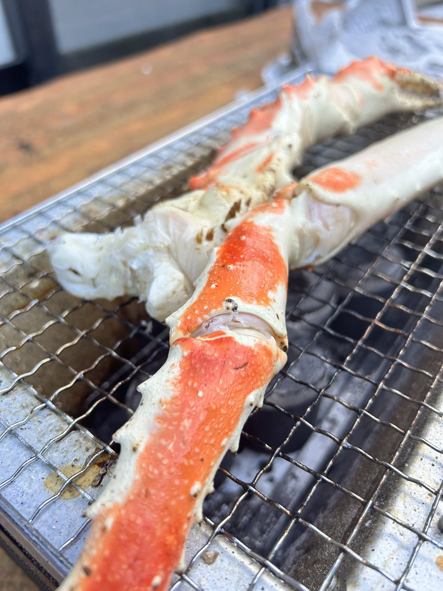 Avvy_Masa's tweet photo. 今からタラバ焼くぜぇぇ！！ https://t.co/nwygrMt1fB
