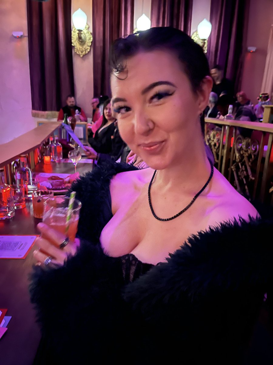 charlie haven tweet media