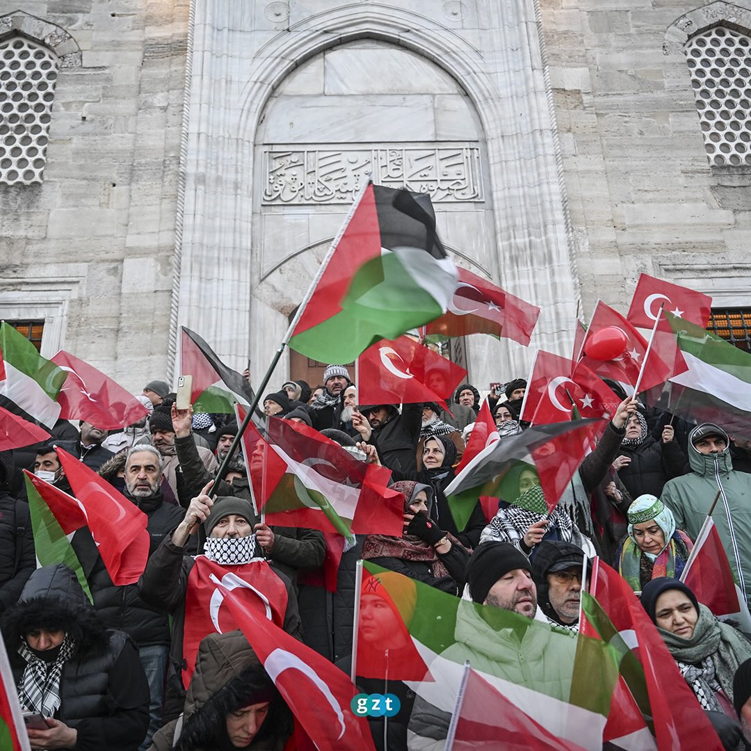 gztcom's tweet photo. 🇹🇷🇵🇸 Yüz binler Gazze için tek yürek ❤️ https://t.co/mWFKxKFRMM