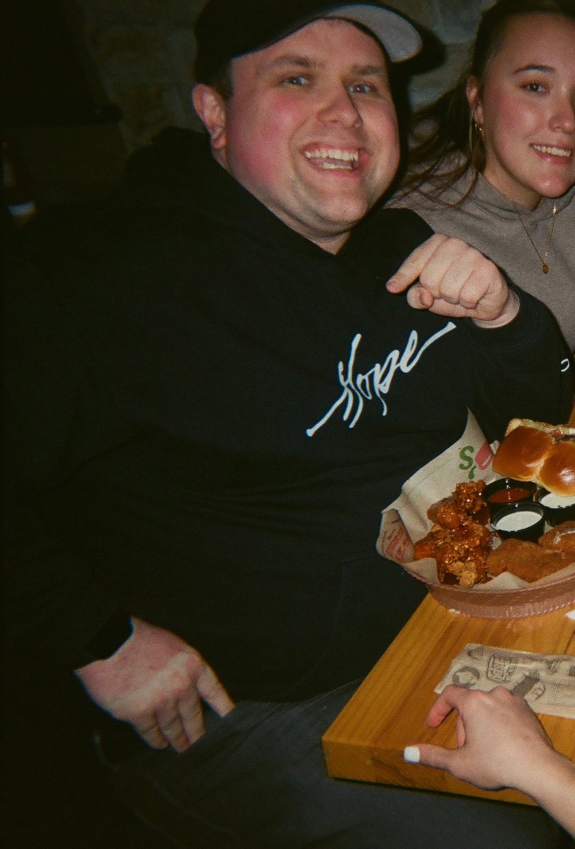 PowerUpAustin's tweet image. January 2025 - 280 pounds
January 2026 - 224 pounds

Lightest I’ve been in a long time.
Healthiest I’ve ever felt.
Strongest I’ve ever been.

And we’re just getting started! 😤
#weightlossjourney 
#gymmotivation 
#NewYearNewMe