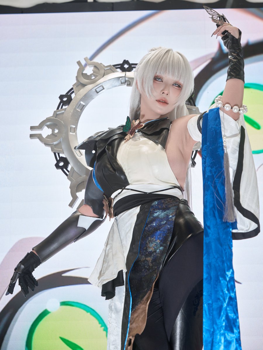 1億画素のカメラで撮ったナユタ
#NIKKE #C107 
md: <a href="/Takomayuyi/">菌烨tako</a>