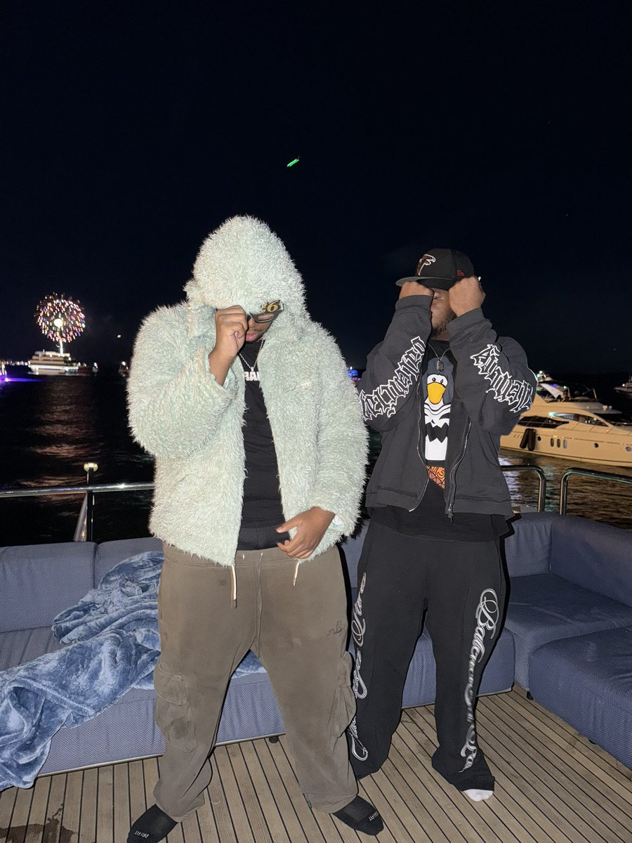 Cuffem/C5 at nite tweet media