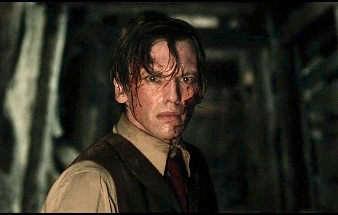 cinestera's tweet photo. O final de Stranger Things pode ter tido vários problemas, mas pelo menos a performance do jamie campbell bower foi
Impecável. https://t.co/jcj98qnBFV
